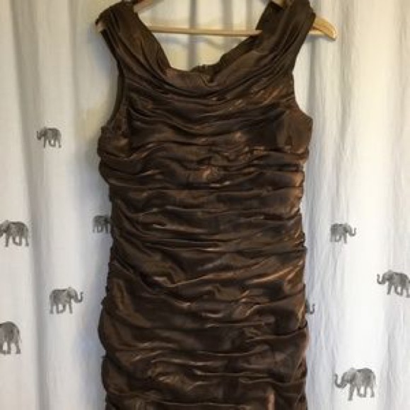 NWOT Cachet brown ruched dress size 6 - Picture 5 of 5